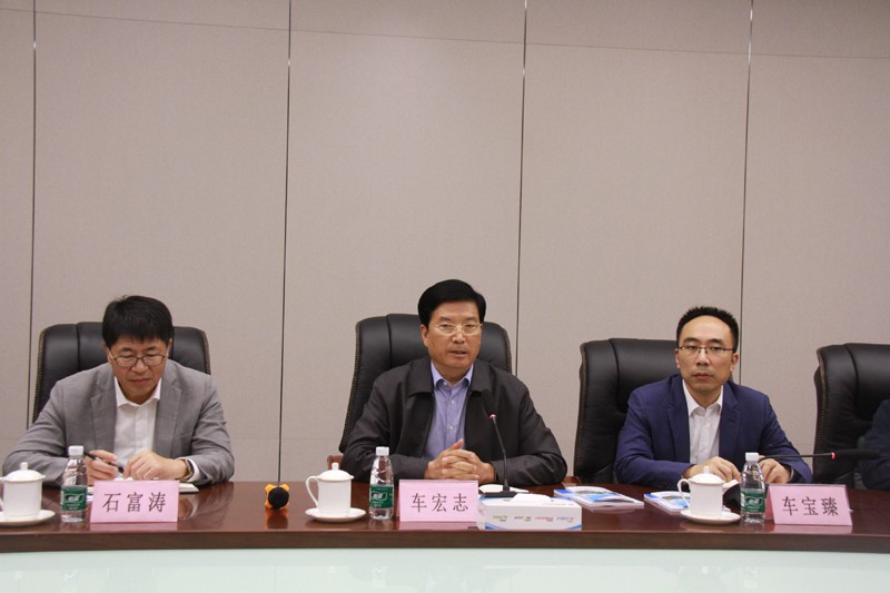 市委書記包希安到成山集團調(diào)研并現(xiàn)場辦公 (3).jpg